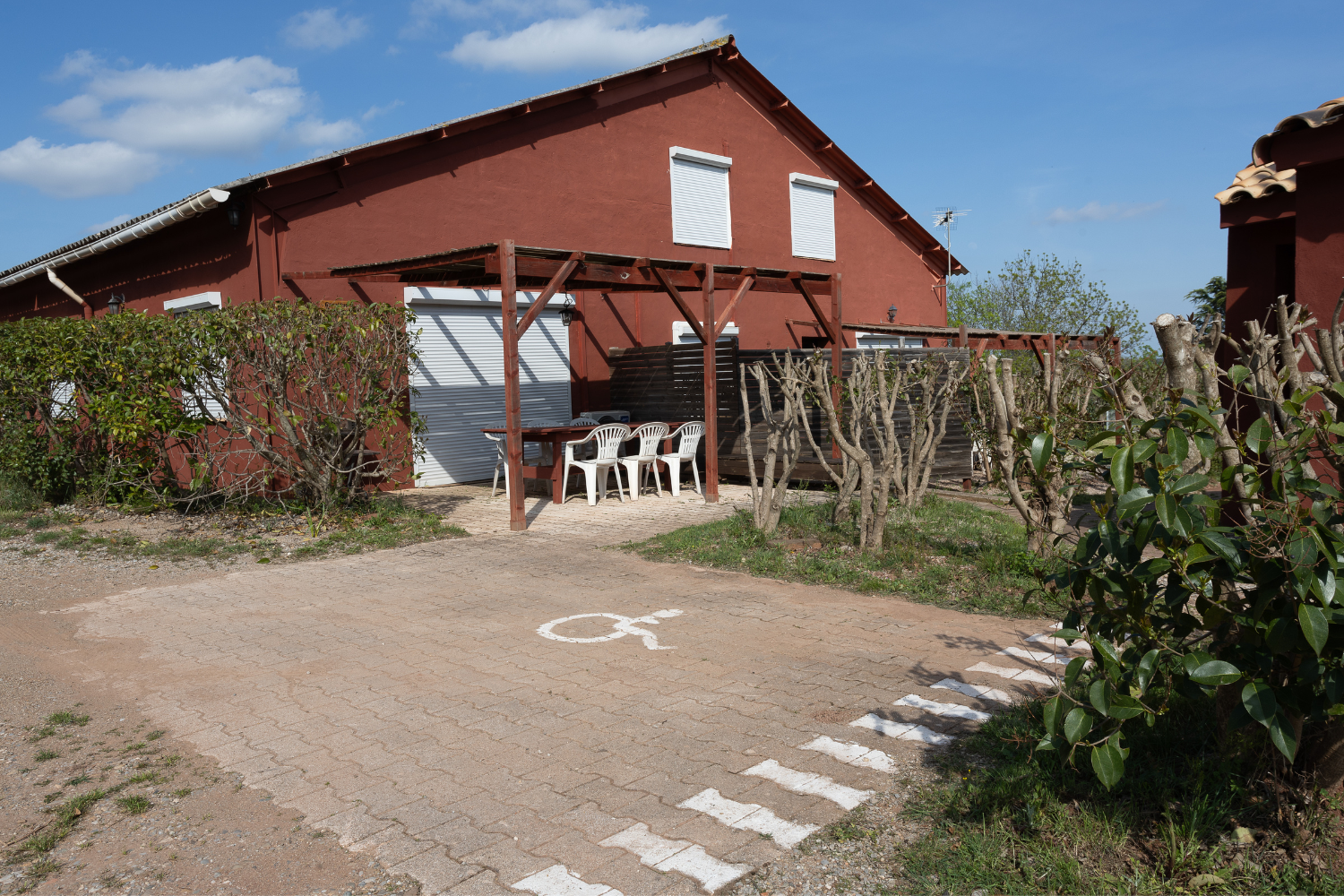 Parking du gîte Garrigue